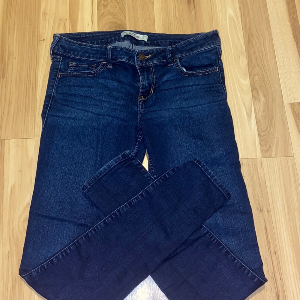 Hollister skinny jeans!